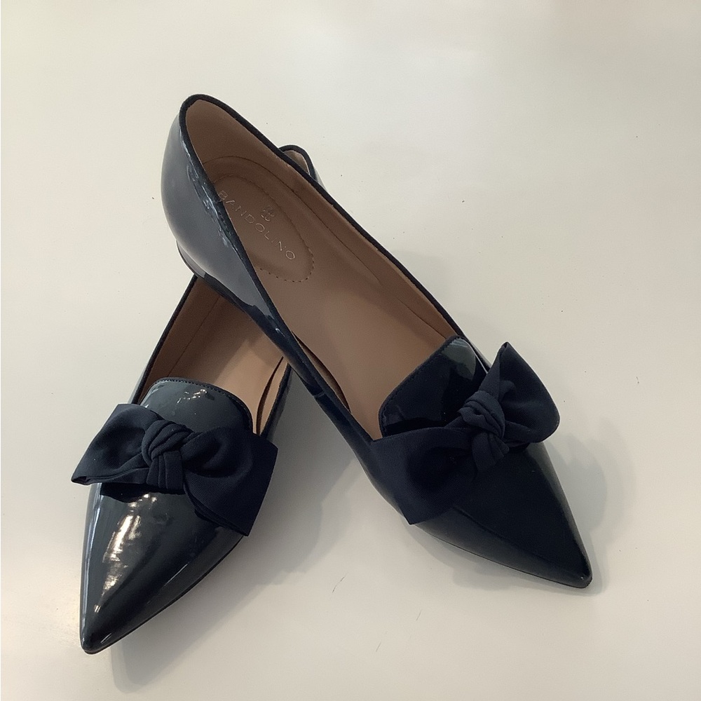 Bandolino Women’s Auggie Navy Patent Bow-Accent Flats